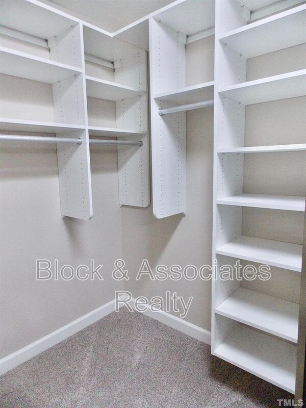 Building Photo - 54 Preakness Dr