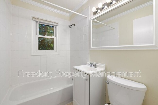 Building Photo - 14309 Fairmont Ct