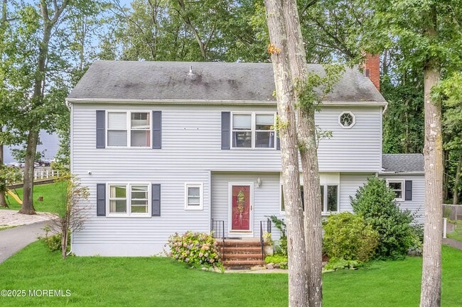 Building Photo - 1424 Shafto Rd