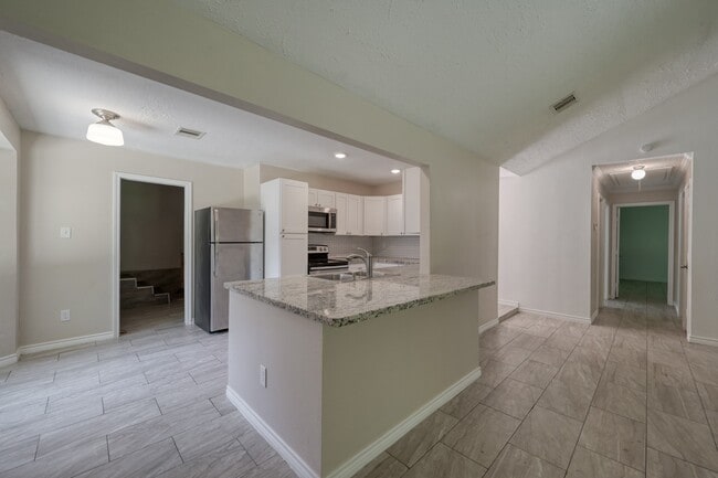 Building Photo - 25747 Timber Lakes Dr