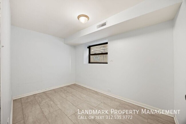 Building Photo - 4614 N Central Park Ave