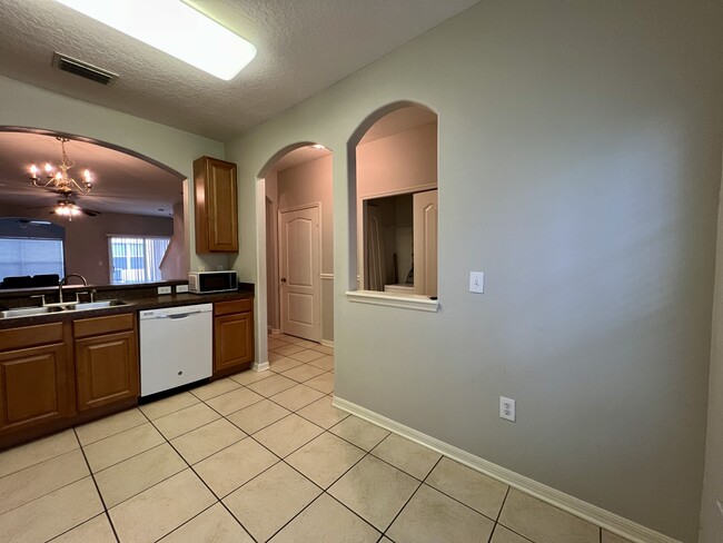 Building Photo - 3506 High Hampton Cir