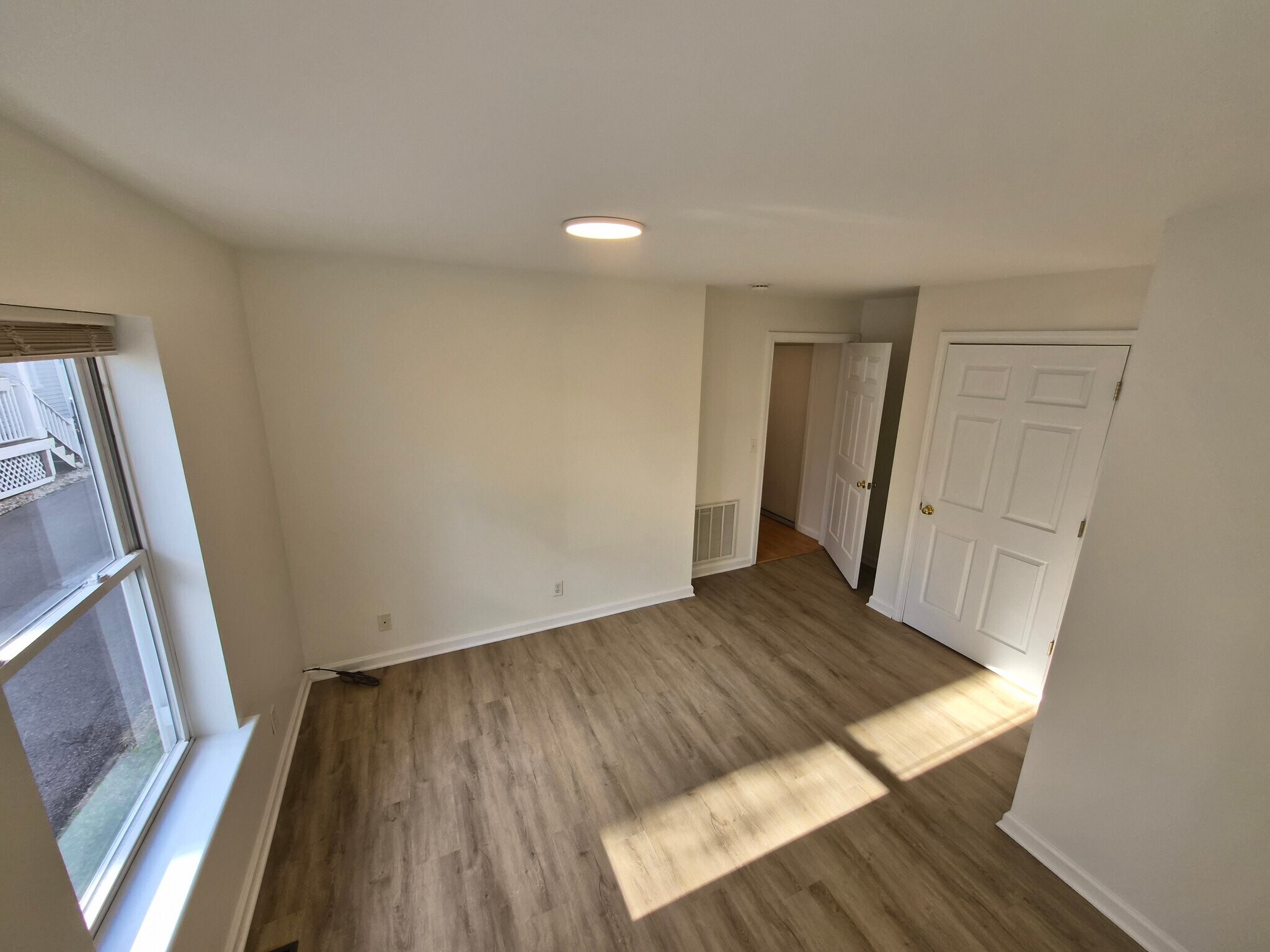 Building Photo - 142 Washington St