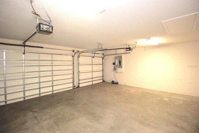 Building Photo - 76 Folson Ln