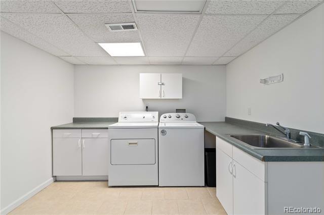 Building Photo - 11941 S Clayson St