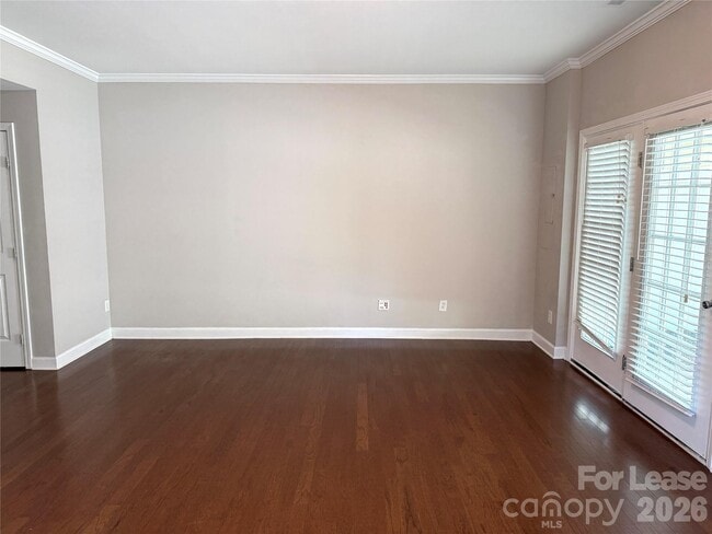 Building Photo - 10895 Garden Oaks Ln