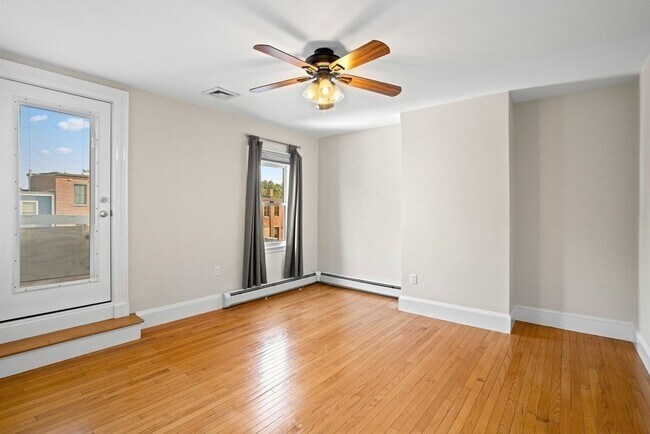 Building Photo - 7 Albion Pl