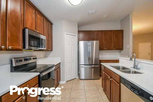 Building Photo - 10243 Normandy Cove St