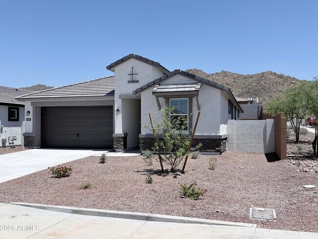 Building Photo - 6964 W Buckhorn Trail