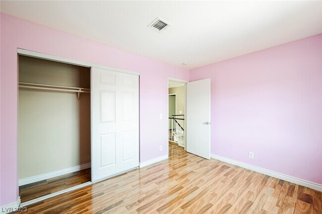 Building Photo - 109 Elegante Way