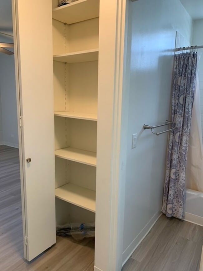 Building Photo - Salt Lake Area - Lakeside West building - 1 bedroom, 1 bath unit w/1 parking - Avail now