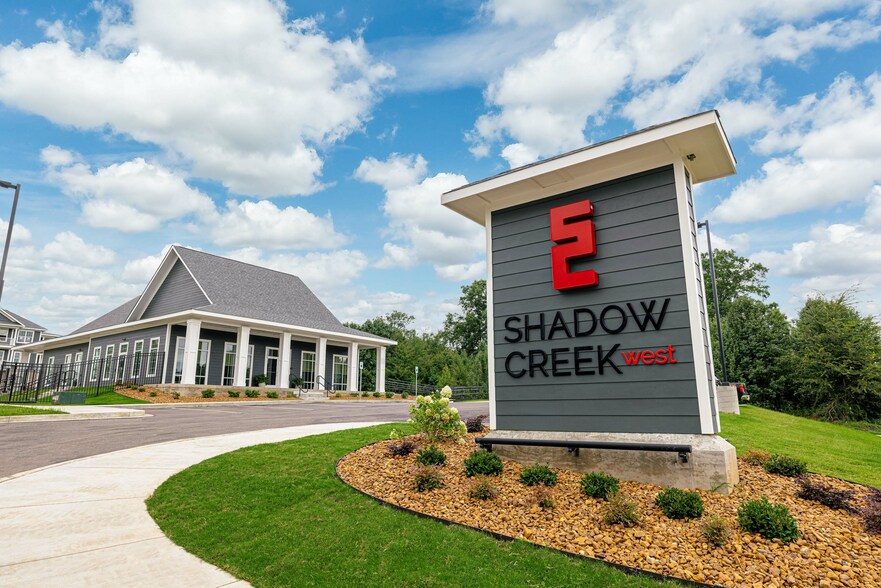 Shadow Creek West New Apartments 203 murray guard Dr Jackson TN 38305