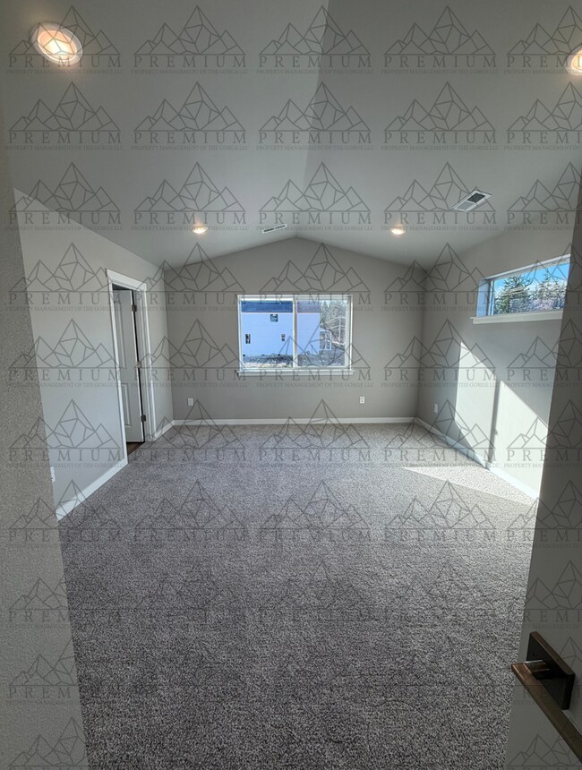 Building Photo - 1st MONTH FREE - 3 BED 2.5 BATH NEW BUILD!