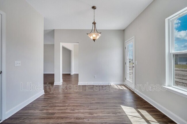 Building Photo - 88 Fridley Ln