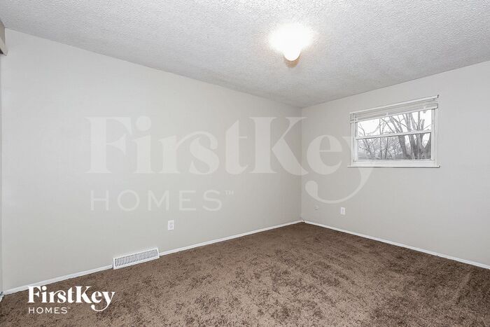 Building Photo - 3545 Malabar St