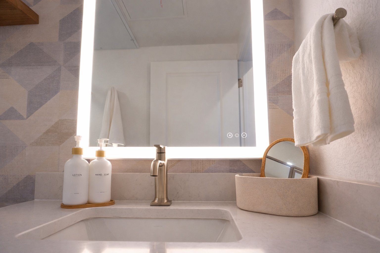 Building Photo - 1650 Sheridan Blvd