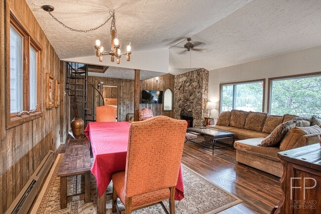 Building Photo - On the Blue River!  HUGE 4 Bedroom home, Furnished Updates throughout!  Bus route!  Spacious parking
