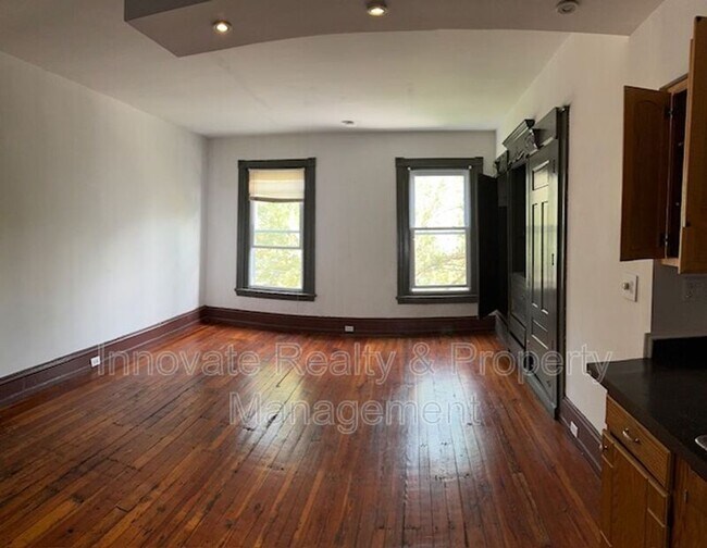 Building Photo - 4416 Locust St