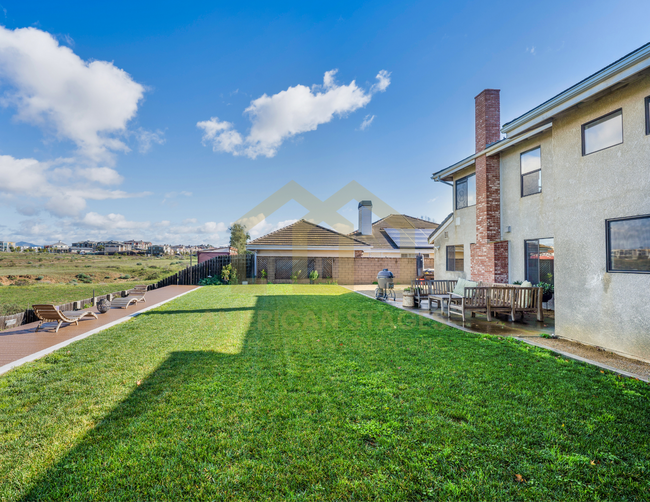 Building Photo - 865 Amethyst Dr