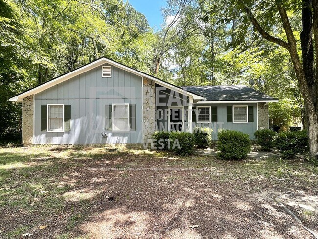 Primary Photo - 932 S Confederate Dr