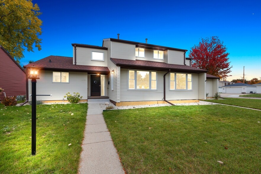 Building Photo - 2720 N McDonald St