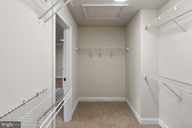 Building Photo - 25450 Hopton House Terrace