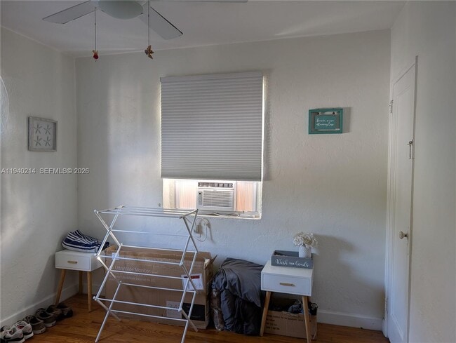 Building Photo - 311 SW 2nd Ave