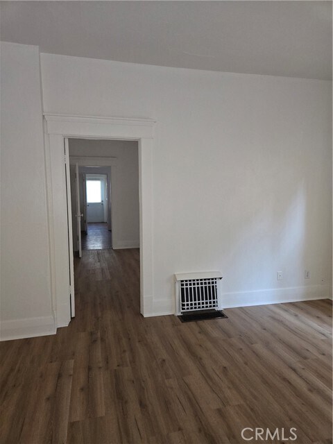 Building Photo - 209 S Birch St