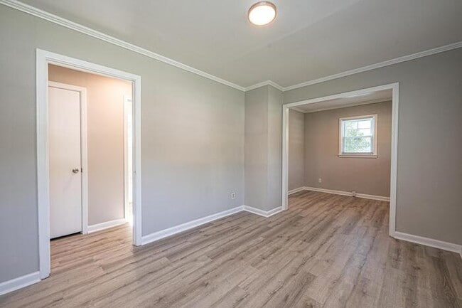 Building Photo - 184 Mill St