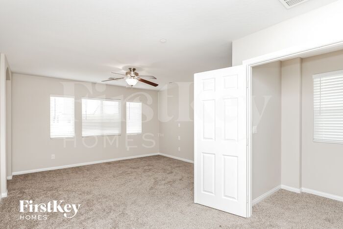 Building Photo - 2265 Sky Island Dr