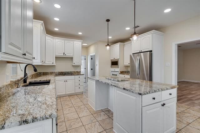 Building Photo - 3937 Valley View Ln