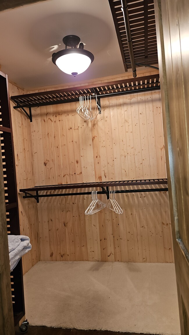 Building Photo - 69886 Krontz Rd