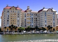 Building Photo - 700 S Harbour Island Blvd