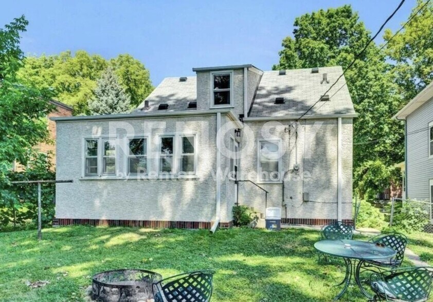 Building Photo - 2036 Iglehart Ave