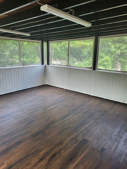 Building Photo - 13416 Hillendale Dr