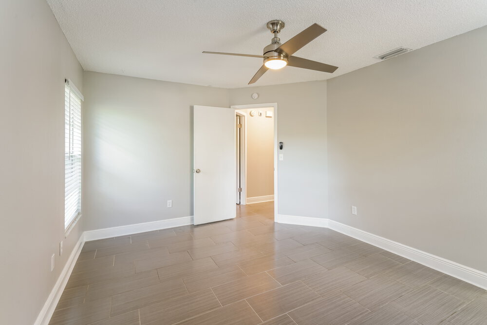 Building Photo - 11841 Hickorynut Dr