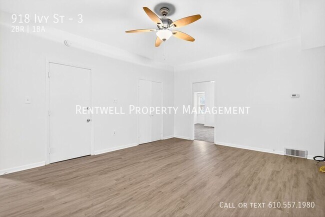 Building Photo - 918 Ivy St