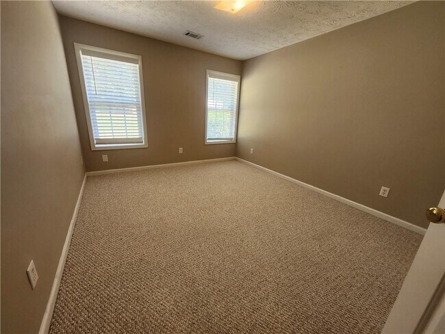 Building Photo - 1052 Ludwick Way