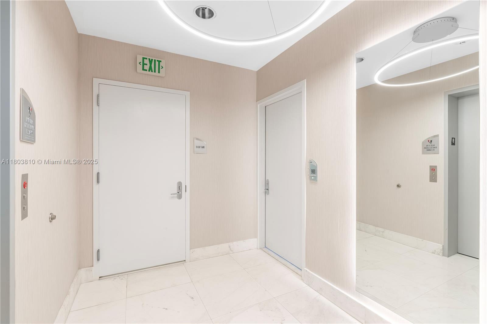 Building Photo - 17121 Collins Ave