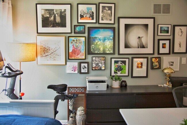 Building Photo - 2S316 Arrowhead Dr