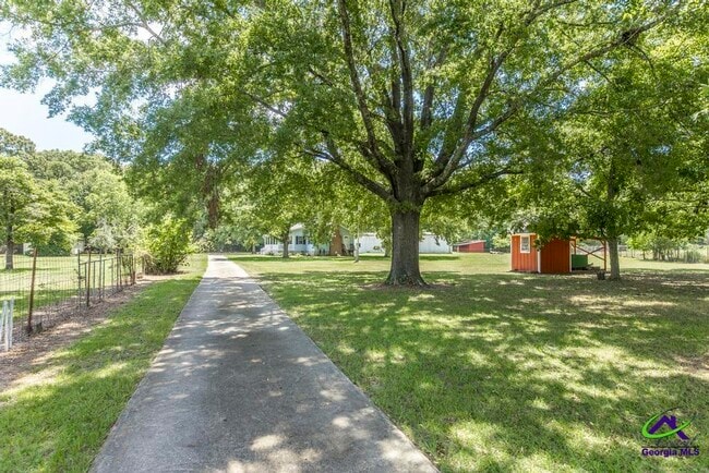 Building Photo - 236 Blue Meadow Cir