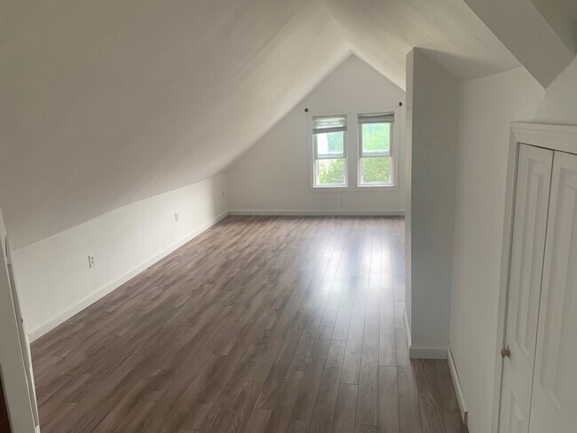 Unit 3 - Living Room - 179 Hart St