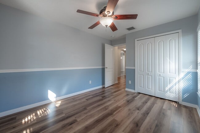 Building Photo - Brandon - 3 Bedroom 2 Bath Home in Gated C...