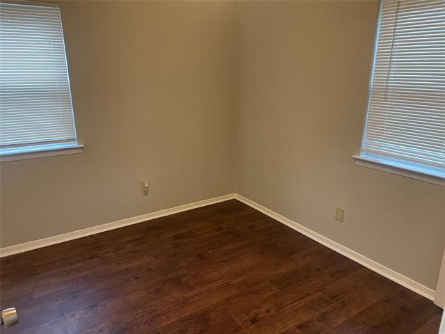 Building Photo - 501 Rosewood Hills Dr