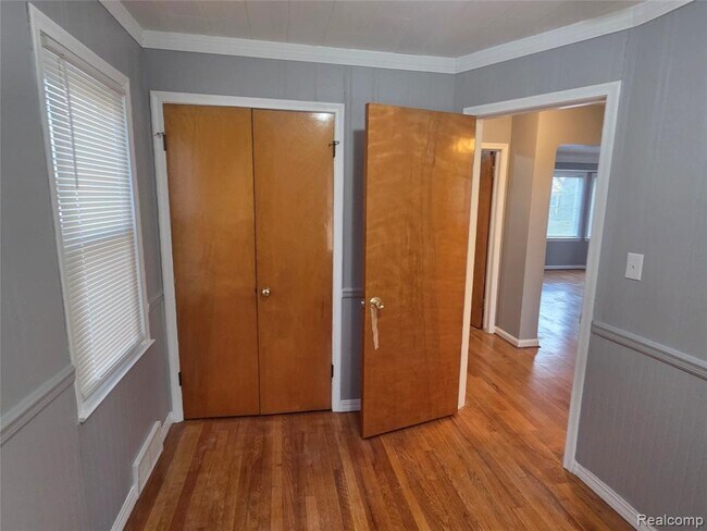 Building Photo - 1536 Hollywood St