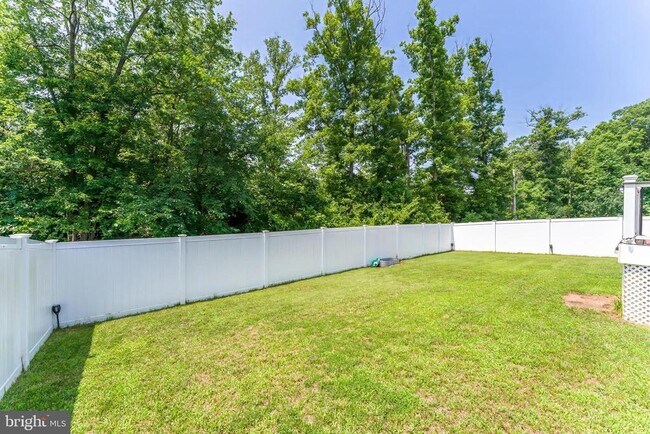 Building Photo - 12199 Aster Rd