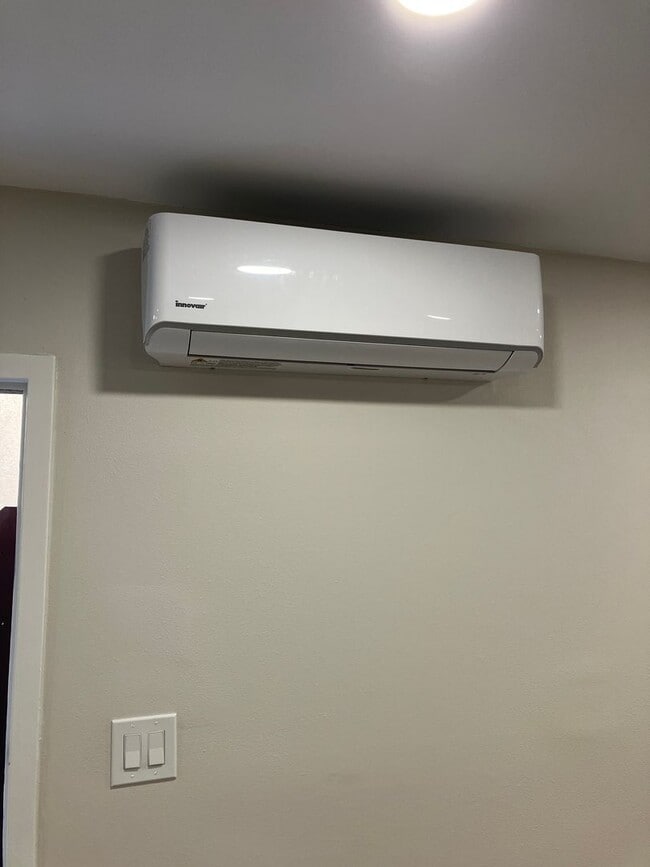 Building Photo - Rare North Park Gem – Remodeled Tiffany Blue Kitchen + Parking!