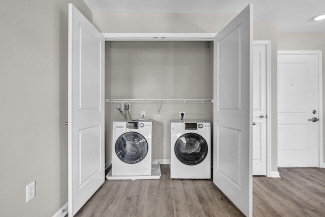 Building Photo - Newton Family Apartments