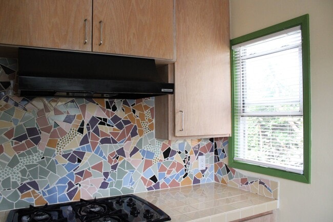 Building Photo - 2516 Ozone Ct