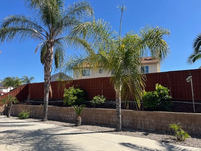 Building Photo - Single Story in French Valley 3 Bed/2 Bath